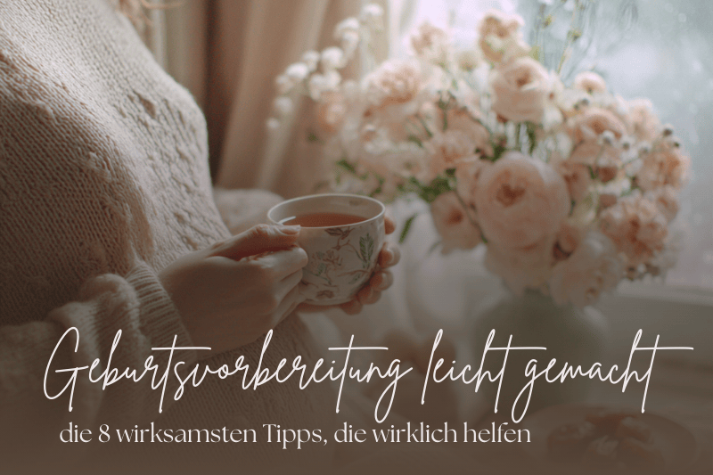 Schwangere Frau mit Tasse Tee – Tipps zur sanften Geburtsvorbereitung